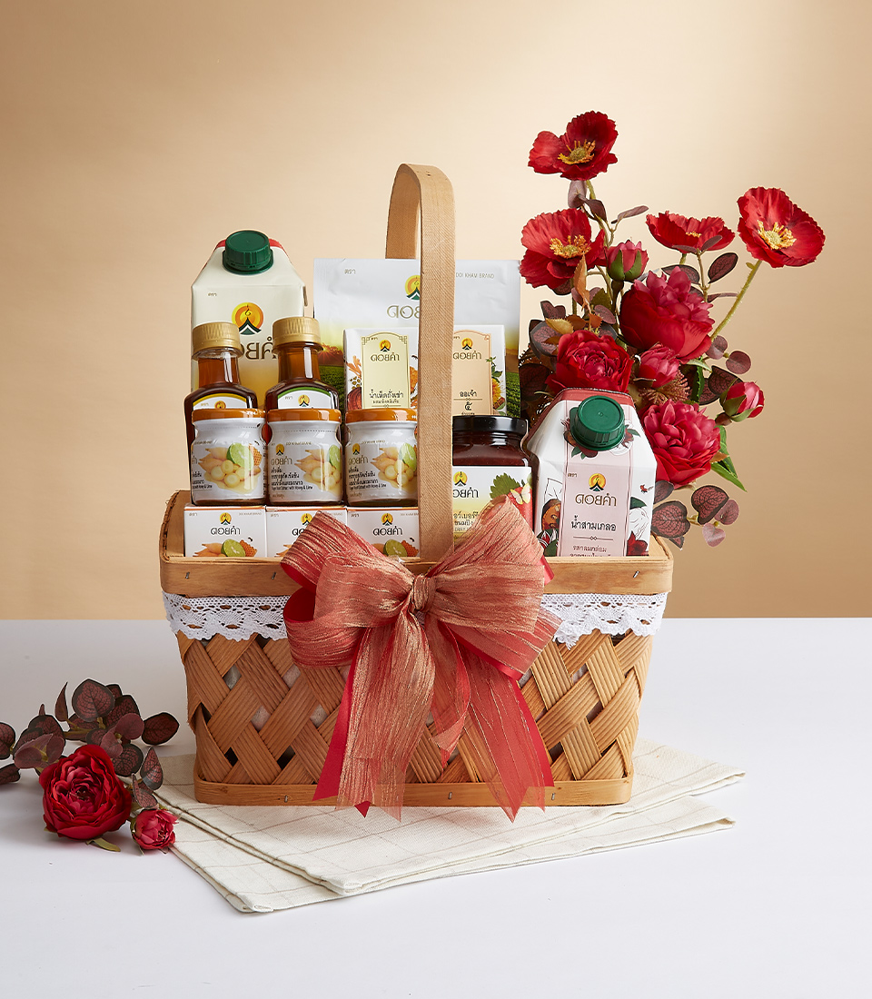 Quà tặng hỗn hợp Doi Kham trong giỏ cổ điển